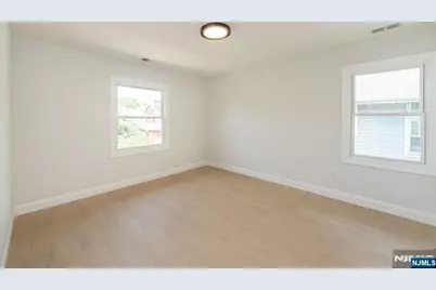40 Brighton Avenue, Bloomfield, NJ 07003 - Photo 13