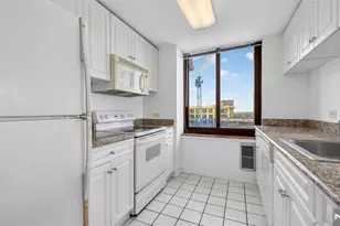 100 Old Palisade Road 2803, Fort Lee, NJ 07024 - Photo 11