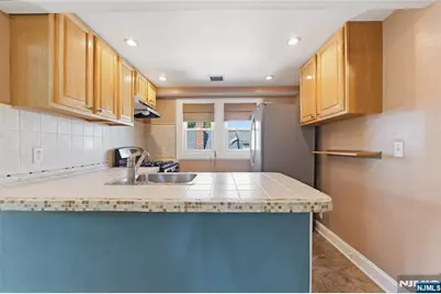 41 Beekman Street, Bloomfield, NJ 07003 - Photo 7