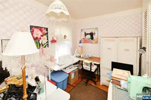 10 Ackerman Ave, Emerson, NJ 07630 - Photo 17