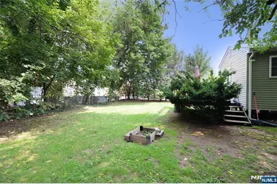 10 Ackerman Avenue, Emerson, NJ 07630 - Photo 21