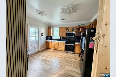 39 Pangborn Place, Hackensack, NJ 07601 - Photo 9