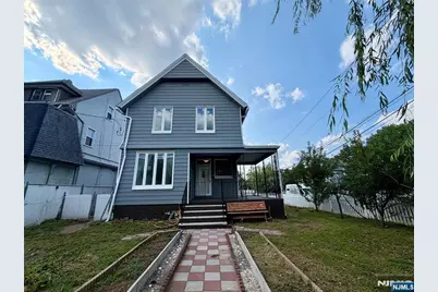 39 Pangborn Place, Hackensack, NJ 07601 - Photo 1