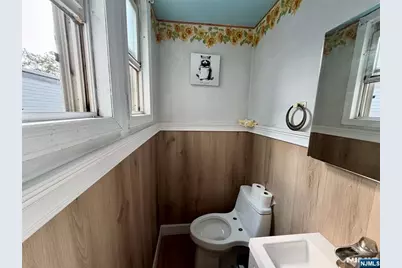 39 Pangborn Place, Hackensack, NJ 07601 - Photo 11