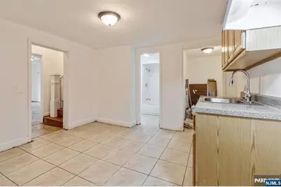 66 Belmont Avenue, Paterson, NJ 07522 - Photo 9
