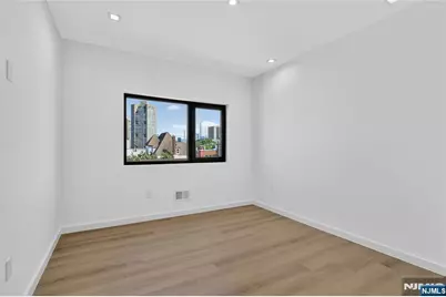 114 69th Street 2 #2, Guttenberg, NJ 07093 - Photo 11
