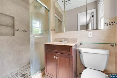 8 Cedar Lane, Roseland, NJ 07068 - Photo 27