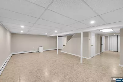 8 Cedar Lane, Roseland, NJ 07068 - Photo 31