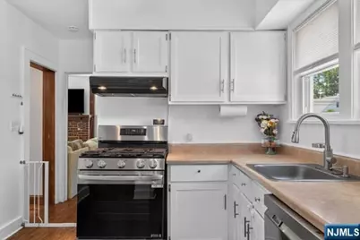 38 Shadyside Avenue, Dumont, NJ 07628 - Photo 9