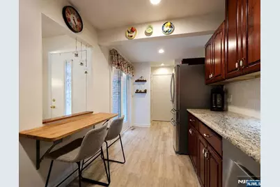 209 Wind Hollow Court, Mahwah, NJ 07430 - Photo 7