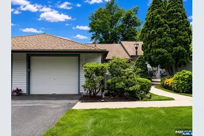 209 Wind Hollow Court, Mahwah, NJ 07430 - Photo 3