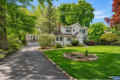 63 Park Avenue, Wyckoff Township, NJ 07481 - Photo 3