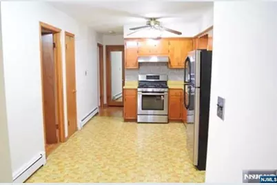 397 Hickory Street, Kearny, NJ 07032 - Photo 9