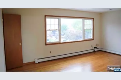 397 Hickory Street, Kearny, NJ 07032 - Photo 5