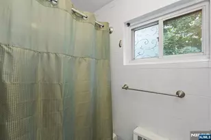 237 Johnson Ave P6, Hackensack, NJ 07601 - Photo 13