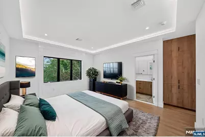 122 Edsall Avenue, Palisades Park, NJ 07650 - Photo 19