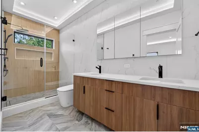 122 Edsall Avenue, Palisades Park, NJ 07650 - Photo 21