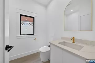 122 Edsall Ave, Palisades Park, NJ 07650 - Photo 41