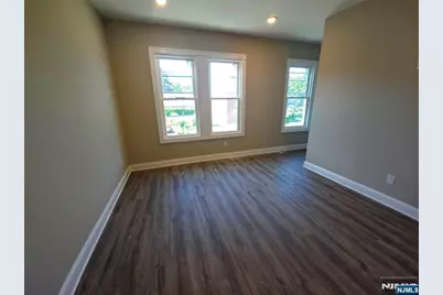 182 Chestnut Street, Nutley, NJ 07110 - Photo 5