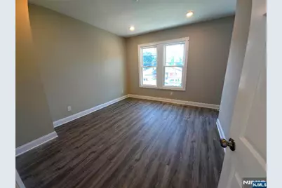 182 Chestnut Street, Nutley, NJ 07110 - Photo 3