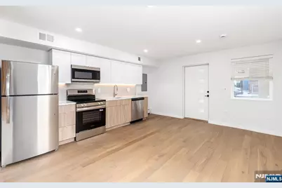 30 Franklin Place 1 #1, Rutherford, NJ 07070 - Photo 7