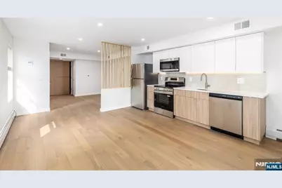 30 Franklin Place 1 #1, Rutherford, NJ 07070 - Photo 5