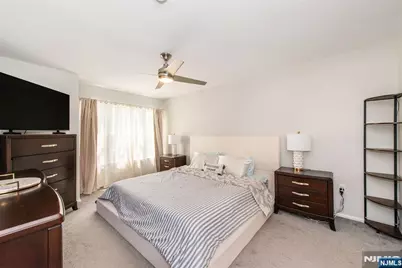1066 Chedworth Circle, Mahwah, NJ 07430 - Photo 13