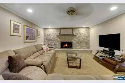 33 Hurlbut Street, Westwood, NJ 07675 - Photo 25