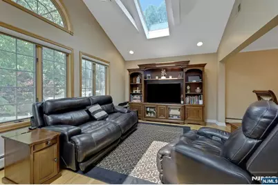 33 Hurlbut Street, Westwood, NJ 07675 - Photo 11