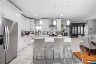 300-302 Ridge St, Newark, NJ 07104 - Photo 7