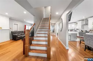 300-302 Ridge St, Newark, NJ 07104 - Photo 9