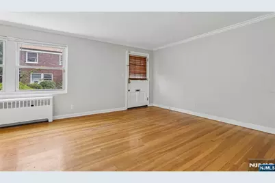 2199 Center Avenue B #B, Fort Lee, NJ 07024 - Photo 7