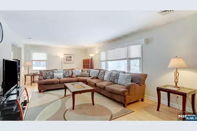25 Woodland Avenue, West Orange Township, NJ 07052 - Photo 5