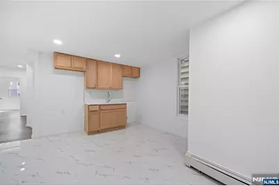 80 Wayne Avenue, Paterson, NJ 07522 - Photo 11