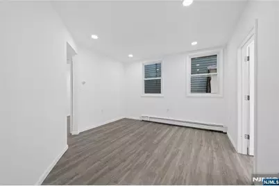80 Wayne Avenue, Paterson, NJ 07522 - Photo 5