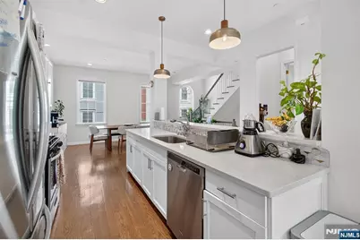283 Bradley Drive, Wood Ridge, NJ 07075 - Photo 15