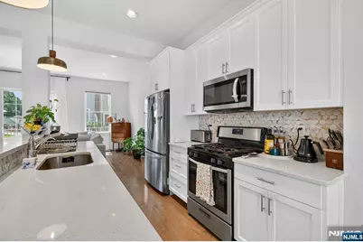 283 Bradley Drive, Wood Ridge, NJ 07075 - Photo 11