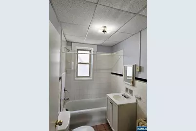 194 Davis Avenue 54 #54, Kearny, NJ 07032 - Photo 7