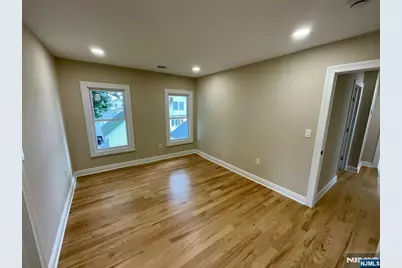 340 Watson Avenue, Lyndhurst Township, NJ 07071 - Photo 33