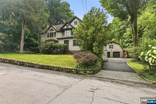 41 Crest Rd, Hillsdale, NJ 07642 - Photo 1