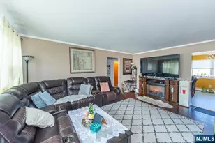 20 Halsey Ave 18, Haledon, NJ 07508 - Photo 3