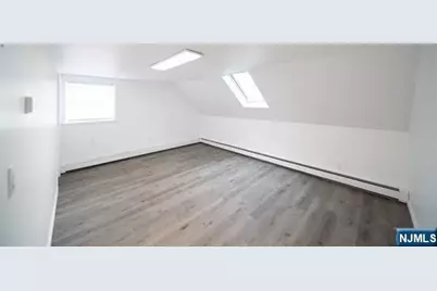 415 Demarest Avenue 2nd Flo. #2ND FLO., Closter, NJ 07624 - Photo 3