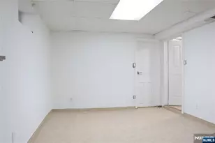302 10th St, Newark, NJ 07107 - Photo 11