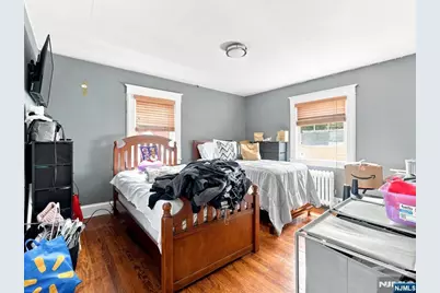 66 Ross Avenue, Hackensack, NJ 07601 - Photo 19