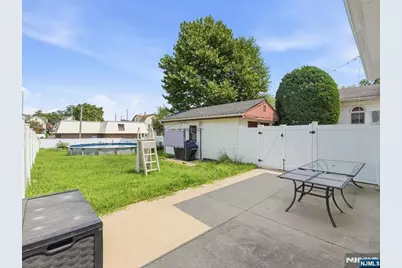 66 Ross Avenue, Hackensack, NJ 07601 - Photo 31