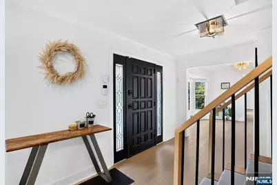 10 Lancaster Court, Cresskill, NJ 07626 - Photo 3