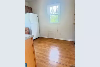 296 Berkeley Avenue, Bloomfield, NJ 07003 - Photo 3