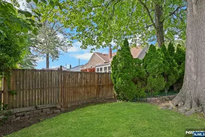 340 Graphic, New Milford, NJ 07646 - Photo 43