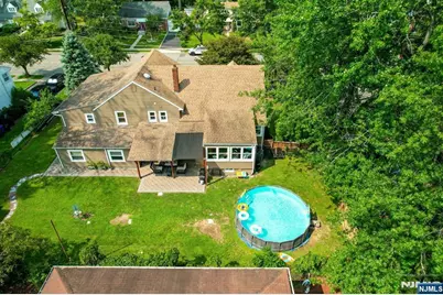 340 Graphic, New Milford, NJ 07646 - Photo 47