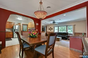 340 Graphic, New Milford, NJ 07646 - Photo 9